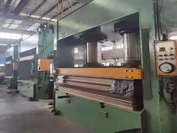 涂裝木飾面板工廠