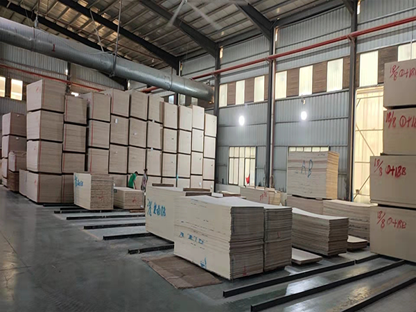 家具板工廠(chǎng)